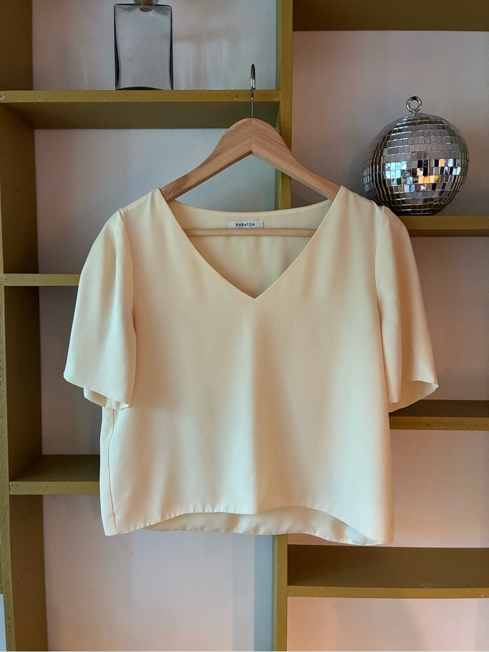 Babaton Butter Yellow V-Neck Flutter Sleeve Blouse